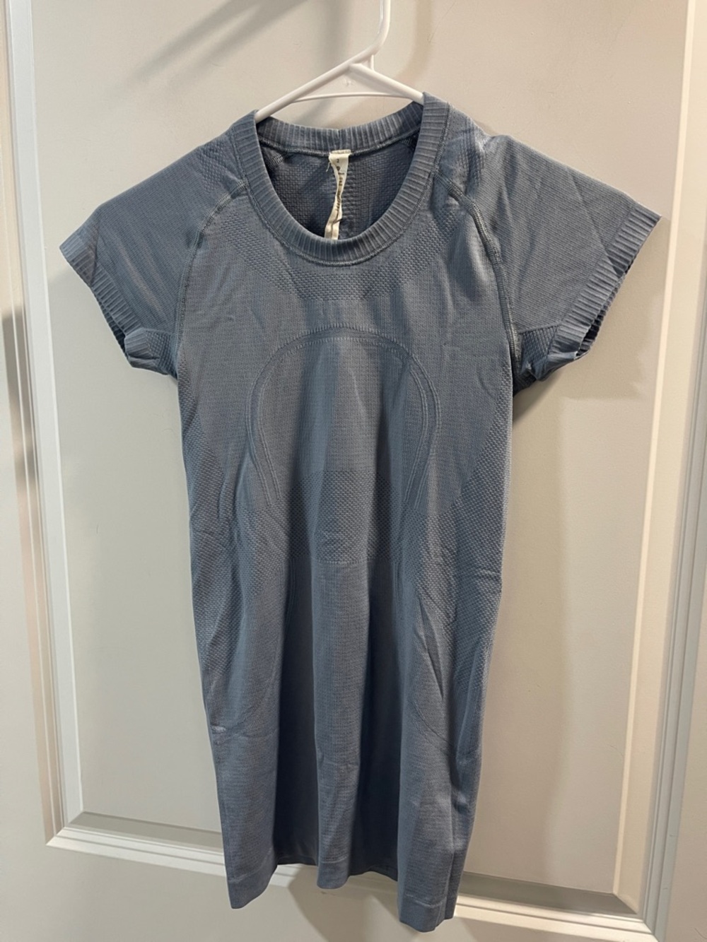 lululemon Swiftly Tech Dusty Blue Knit Short Sleeve Tee